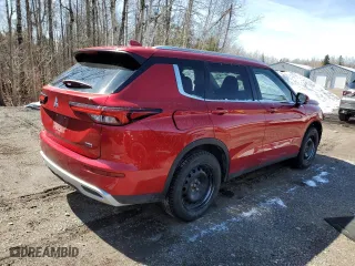 2024 Mitsubishi Outlander SE with VIN JA4J4VA85RZ631498, listed as a Copart auction lot 51241715 with 3,799 mi miles and Salvage Title. Bid and sale history available at carsss.com. Image 3.