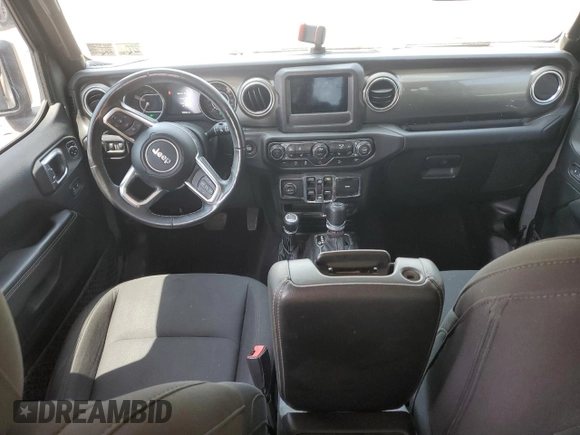2018 Jeep Wrangler Unlimited Sahara with VIN 1C4HJXEN2JW220882, listed as a Copart auction lot 57428525 with 94,046 mi miles and Salvage title. Bid and sale history available at DreamBid. Image 8.