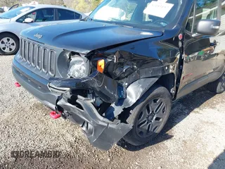 2018 Jeep Renegade Trailhawk with VIN ZACCJBCB7JPH63647, listed as a IAAI auction lot 42103197 with 106,383 mi miles and . Bid and sale history available at DreamBid. Image 6.
