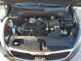 2018 Kia Sorento EX with VIN 5XYPH4A15JG360947, listed as a Copart auction lot 43356255 with 95,442 mi miles and Salvage title. Bid and sale history available at DreamBid. Image 11.