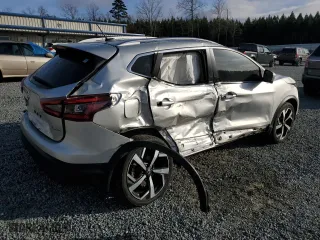 2021 Nissan Rogue Sport SL with VIN JN1BJ1CW5MW669723, listed as a Copart auction lot 85137874 with 88,617 mi miles and Salvage Title. Bid and sale history available at carsss.com. Image 3.