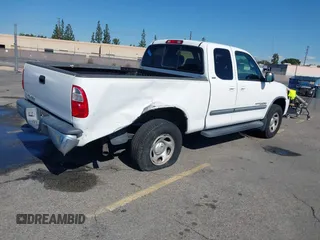 2006 Toyota Tundra SR5 with VIN 5TBRU34116S468950, listed as a IAAI auction lot 41723659 with 63,968 mi miles and . Bid and sale history available at carsss.com. Image 4.