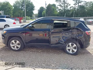2020 Jeep Compass Latitude с VIN 3C4NJDBB5LT130257, выставлен на аукционе IAAI как лот 42405146 с пробегом 45 429 миль миль и . История ставок и продаж доступна на DreamBid. Изображение 14.
