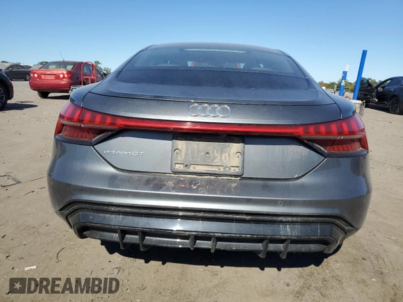 2022 Audi e-tron GT Prestige z VIN WAUEJBFW7N7006626, wystawiony jako Copart lot #75207374 z przebiegiem 27 095 mil mil oraz Szkody całkowita. Historia ofert i sprzedaży dostępna na DreamBid. Obrazek 6.
