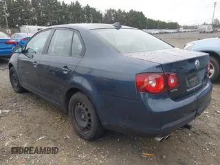 2009 Volkswagen Jetta S с VIN 3VWJM71K09M154233, выставлен на аукционе IAAI как лот 41876480 с пробегом 196 569 миль миль и . История ставок и продаж доступна на DreamBid. Изображение 3.