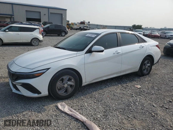 2024 Hyundai Elantra SE z VIN KMHLL4DG0RU786726, wystawiony jako Copart lot #58753815 z przebiegiem 14 065 mil mil oraz Szkoda całkowita • Salvage title. Historia ofert i sprzedaży dostępna na DreamBid. Obrazek 1.