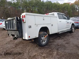 2010 Dodge 2500 ST with VIN 3D7TT2CT8AG143111, listed as a IAAI auction lot 41042581 with 287,654 mi miles. Bid and sale history available at carsss.com. Image 4.