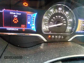 2013 Lincoln MKZ Hybrid с VIN 3LN6L2LU2DR810114, выставлен на аукционе IAAI как лот 40903368 с пробегом 102 538 миль миль и . История ставок и продаж доступна на DreamBid. Изображение 7.