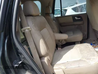 2003 Ford Expedition Eddie Bauer z VIN 1FMEU17L03LA42635, wystawiony jako IAAI lot #42186451 z przebiegiem 224 774 mil mil oraz . Historia ofert i sprzedaży dostępna na DreamBid. Obrazek 8.