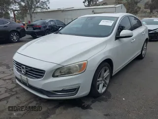 2014 Volvo S60 T5 с VIN YV1612FS0E1286021, выставлен на аукционе IAAI как лот 41708156 с пробегом 115 376 миль миль и . История ставок и продаж доступна на DreamBid. Изображение 2.