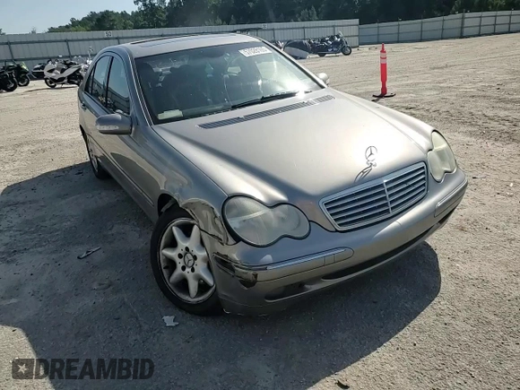 2004 Mercedes-Benz C 240 with VIN WDBRF61J64A547255, listed as a Copart auction lot 57028165 with 201,109 mi miles and Salvage title. Bid and sale history available at DreamBid. Image 13.