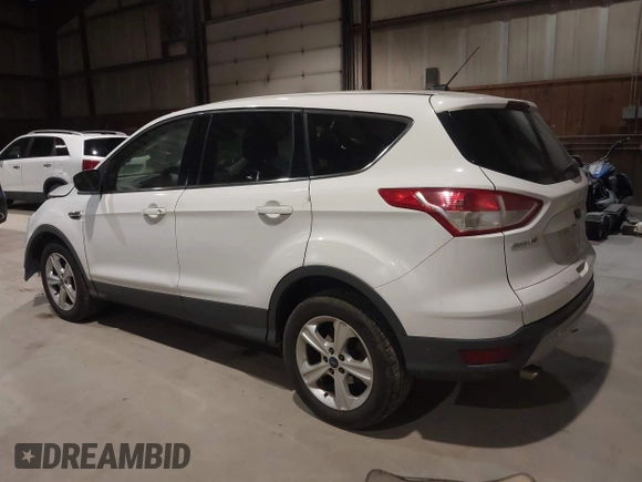 2016 Ford Escape SE with VIN 1FMCU9GX2GUB93968, listed as a IAAI auction lot 41711240 with 153,636 mi miles. Bid and sale history available at carsss.com. Image 3.
