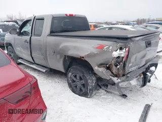 2012 GMC Sierra 1500 SLE z VIN 1GTR2VE75CZ238916, wystawiony jako IAAI lot #41253659 z przebiegiem 150 827 mil mil oraz . Historia ofert i sprzedaży dostępna na DreamBid. Obrazek 3.