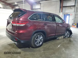 2019 Toyota Highlander SE z VIN 5TDJZRFH8KS918297, wystawiony jako Copart lot #53847475 z przebiegiem 50 672 mil mil oraz Szkoda całkowita • Salvage title. Historia ofert i sprzedaży dostępna na DreamBid. Obrazek 3.
