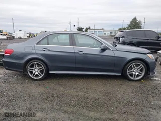 2016 Mercedes-Benz E-Class E 350 Sport with VIN WDDHF5KB7GB281277, listed as a IAAI auction lot 41058388 with 70,993 mi miles. Bid and sale history available at carsss.com. Image 14.