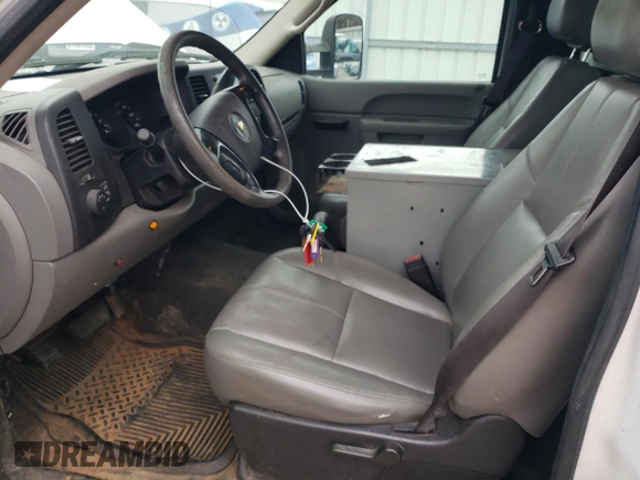 2013 Chevrolet Silverado 1500 Work Truck with VIN 1GCNCPEX4DZ900428, listed as a Copart auction lot 85015494 with 120,850 mi miles and Clean Title. Bid and sale history available at DreamBid. Image 7.