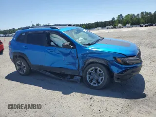 2019 Jeep Cherokee Trailhawk Elite z VIN 1C4PJMBXXKD309306, wystawiony jako Copart lot #53428305 z przebiegiem 99 448 mil mil oraz Szkoda całkowita • Salvage title. Historia ofert i sprzedaży dostępna na DreamBid. Obrazek 4.