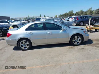 2006 Acura RL with VIN JH4KB16556C007009, listed as a IAAI auction lot 42544310 with 232,005 mi miles and . Bid and sale history available at DreamBid. Image 13.