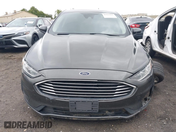 2019 Ford Fusion SE with VIN 3FA6P0HD3KR284679, listed as a IAAI auction lot 41925937 with 67,058 mi miles. Bid and sale history available at carsss.com. Image 12.