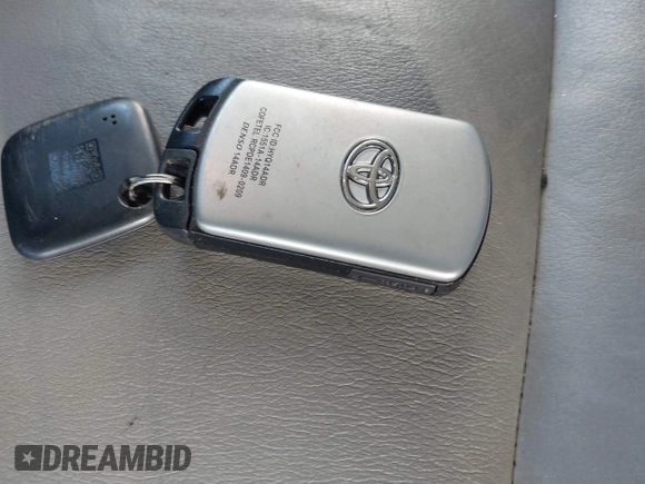 2020 Toyota Sienna XLE Auto Access Seat with VIN 5TDYZ3DCXLS029196, listed as a IAAI auction lot 41569611 with 50,319 mi miles and . Bid and sale history available at DreamBid. Image 11.