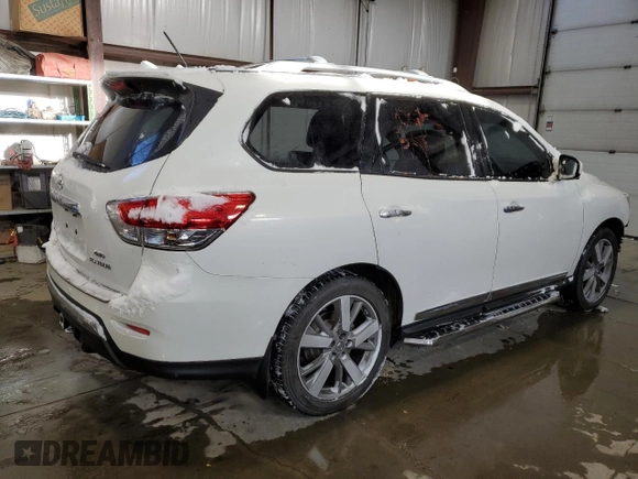 2014 Nissan Pathfinder Platinum with VIN 5N1AR2MM8EC658430, listed as a Copart auction lot 46711815 with 108,376 mi miles and Salvage title. Bid and sale history available at DreamBid. Image 3.