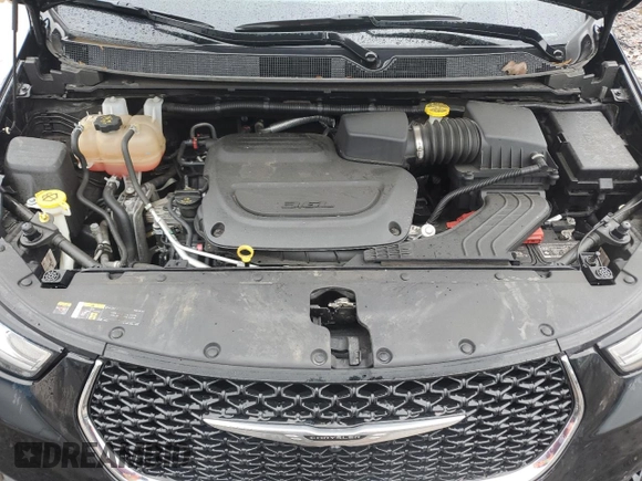 2022 Chrysler Pacifica Touring L with VIN 2C4RC1BGXNR190806, listed as a Copart auction lot 56557535 with 47,170 mi miles and Salvage Title. Bid and sale history available at DreamBid. Image 12.