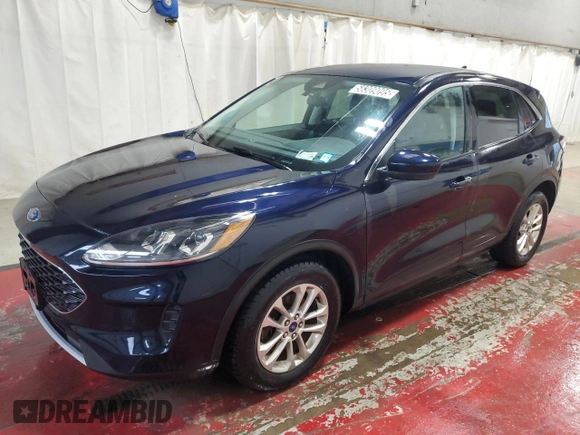 2021 Ford Escape SE z VIN 1FMCU0G6XMUA67758, wystawiony jako Copart lot #58309095 z przebiegiem 122 563 mil mil oraz Czysty tytuł • Clean title. Historia ofert i sprzedaży dostępna na DreamBid. Obrazek 1.