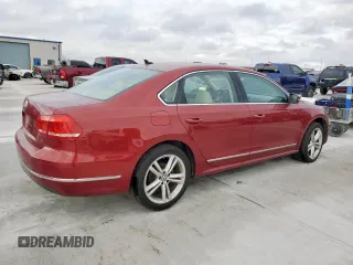 2015 Volkswagen Passat SEL Premium z VIN 1VWCV7A33FC028380, wystawiony jako Copart lot #59144665 z przebiegiem 165 740 mil mil oraz Czysty tytuł • Clean title. Historia ofert i sprzedaży dostępna na DreamBid. Obrazek 3.