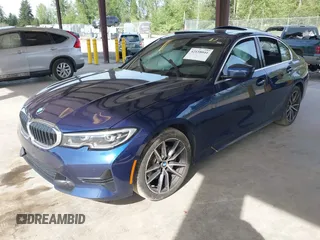 2019 BMW 3 Series 330i z VIN WBA5R1C51KAJ99658, wystawiony jako IAAI lot #42158041 z przebiegiem Nie podano mil oraz . Historia ofert i sprzedaży dostępna na DreamBid. Obrazek 16.