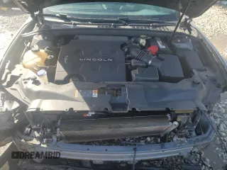 2018 Lincoln Continental Premiere z VIN 1LN6L9PK9J5603395, wystawiony jako Copart lot #49966105 z przebiegiem 60 931 mil mil oraz Szkoda całkowita • Salvage title. Historia ofert i sprzedaży dostępna na DreamBid. Obrazek 11.