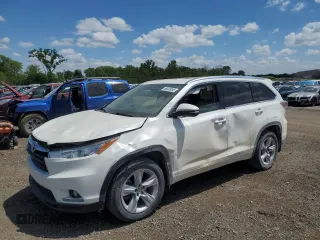 2016 Toyota Highlander Limited with VIN 5TDDKRFH2GS334499, listed as a Copart auction lot 56685955 with 100,605 mi miles and Salvage title. Bid and sale history available at DreamBid. Image 1.