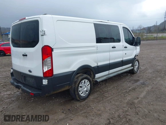 2016 Ford Transit Cargo with VIN 1FTYR1ZM8GKB37562, listed as a IAAI auction lot 41997797 with 71,452 mi miles. Bid and sale history available at carsss.com. Image 4.