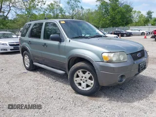 2006 Ford Escape XLT with VIN 1FMYU93186KA84383, listed as a IAAI auction lot 42218782 with 216,521 mi miles and . Bid and sale history available at DreamBid. Image 1.