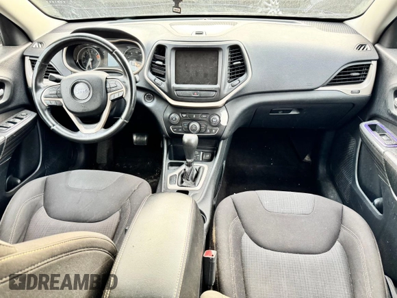 2017 Jeep Cherokee Latitude с VIN 1C4PJLCB4HW508135, выставлен на аукционе Copart как лот 53173835 с пробегом 149 702 миль миль и Чистый • Clean title. История ставок и продаж доступна на DreamBid. Изображение 9.