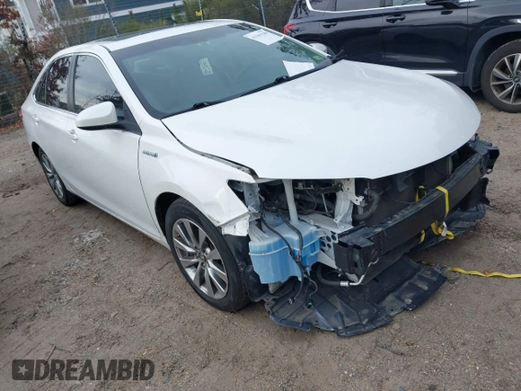 2017 Toyota Camry Hybrid LE with VIN 4T1BD1FK4HU204747, listed as a IAAI auction lot 41361540 with 124,746 mi miles. Bid and sale history available at carsss.com. Image 1.