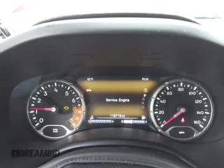 2015 Jeep Renegade Limited with VIN ZACCJADT7FPB41669, listed as a IAAI auction lot 41667420 with 118,719 mi miles and . Bid and sale history available at DreamBid. Image 7.