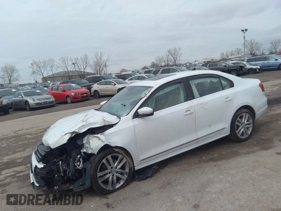 2017 Volkswagen Jetta SEL with VIN 3VWL17AJ5HM399651, listed as a IAAI auction lot 39023628 with Not provided miles and . Bid and sale history available at DreamBid. Image 2.