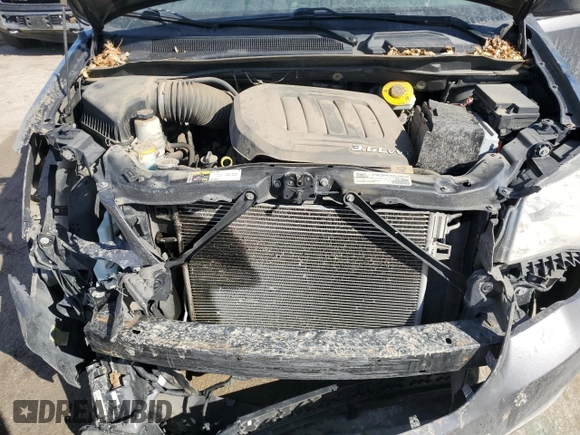2016 Dodge Grand Caravan SXT with VIN 2C4RDGCG5GR374875, listed as a Copart auction lot 45921945 with 121,366 mi miles and Non Repairable. Bid and sale history available at carsss.com. Image 13.