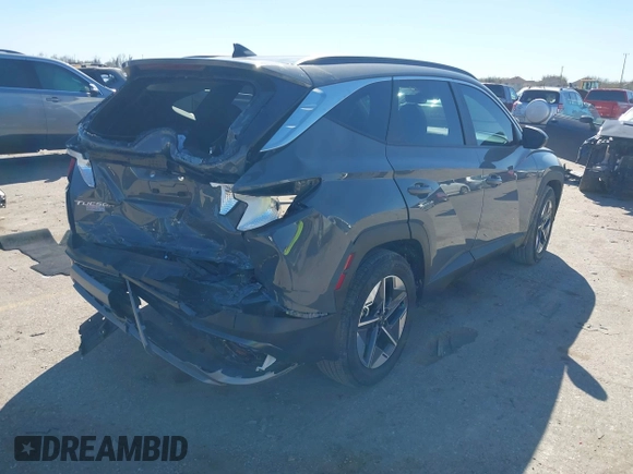 2025 Hyundai Tucson SEL with VIN 5NMJB3DE7SH501802, listed as a IAAI auction lot 41732301 with 2,942 mi miles and . Bid and sale history available at DreamBid. Image 4.