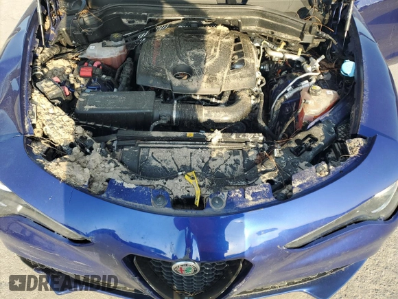 2022 Alfa Romeo Stelvio Sprint z VIN ZASPAKAN3N7D42064, wystawiony jako Copart lot #57510385 z przebiegiem Nie podano mil oraz Tytuł czysty. Historia ofert i sprzedaży dostępna na DreamBid. Obrazek 12.