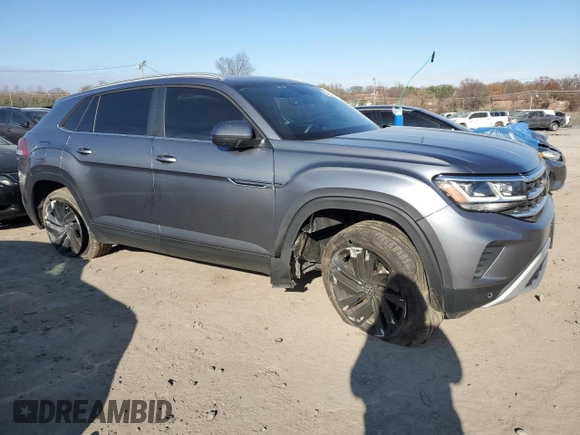 2022 Volkswagen Atlas SE z VIN 1V2JE2CA7NC225719, wystawiony jako Copart lot #83325534 z przebiegiem 48 858 mil mil oraz Szkoda całkowita • Salvage title. Historia ofert i sprzedaży dostępna na DreamBid. Obrazek 4.