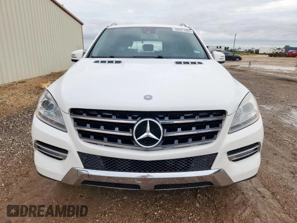 2014 Mercedes-Benz M 350 with VIN 4JGDA5HB3EA391966, listed as a Copart auction lot 60421605 with 130,874 mi miles and Salvage title. Bid and sale history available at DreamBid. Image 5.