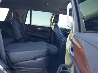2019 Cadillac Escalade Luxury with VIN 1GYS4BKJ7KR273167, listed as a IAAI auction lot 41206905 with 81,216 mi miles. Bid and sale history available at carsss.com. Image 8.