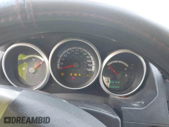 2008 Dodge Grand Caravan SE with VIN 1D8HN44H68B100343, listed as a IAAI auction lot 42126581 with 228,669 mi miles and . Bid and sale history available at DreamBid. Image 7.