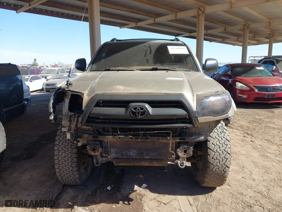 2007 Toyota 4Runner SR5 with VIN JTEBU14R170113165, listed as a IAAI auction lot 41648804 with 157,524 mi miles. Bid and sale history available at carsss.com. Image 12.