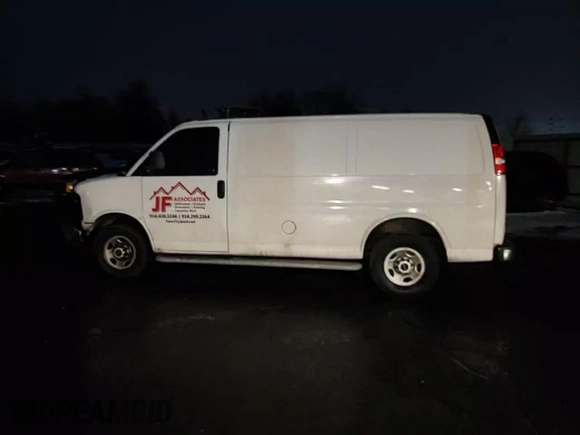 2020 GMC Savana Cargo z VIN 1GTW7AFG0L1264205, wystawiony jako Copart lot #84242264 z przebiegiem 48 273 mil mil oraz Szkoda całkowita • Salvage title. Historia ofert i sprzedaży dostępna na DreamBid. Obrazek 15.