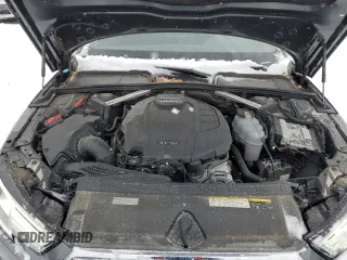 2019 Audi A4 Prestige with VIN WAUFNAF47KA121646, listed as a Copart auction lot 83153154 with 68,912 mi miles and Salvage Title. Bid and sale history available at carsss.com. Image 11.