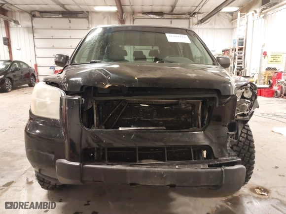 2007 Honda Pilot LX with VIN 5FNYF18117B009290, listed as a IAAI auction lot 41205310 with 150,081 mi miles. Bid and sale history available at carsss.com. Image 13.