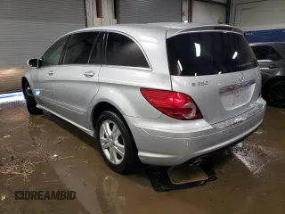 2009 Mercedes-Benz R-Class 3.5L with VIN 4JGCB65E49A092179, listed as a Copart auction lot 46138045 with 157,021 mi miles and Salvage Title. Bid and sale history available at carsss.com. Image 2.