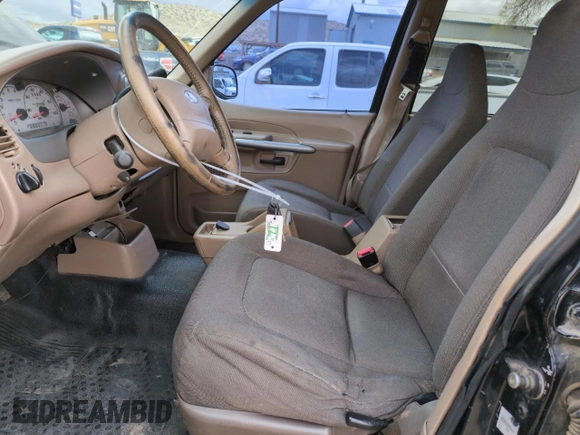 2001 Ford Explorer Sport Trac z VIN 1FMZU77E81UC59699, wystawiony jako Copart lot #50420055 z przebiegiem 236 138 mil mil oraz Szkoda całkowita • Salvage title. Historia ofert i sprzedaży dostępna na DreamBid. Obrazek 7.